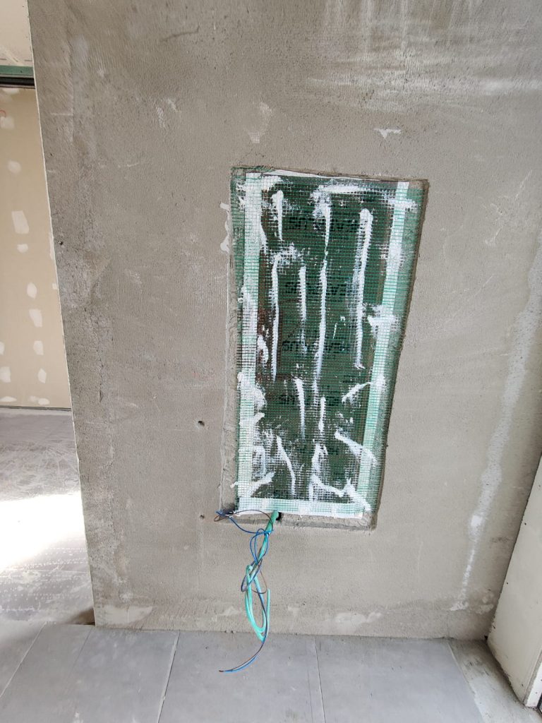 מייבש מגבות מתחת לטיח/קרמיקה